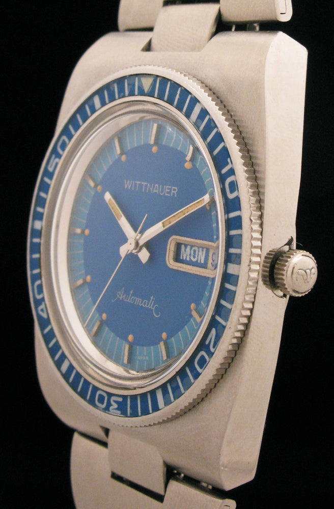 Wittnauer Blue Diver Day-Date Stainless Steel – Meticulous  display picture 1