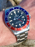 1977 Rolex GMT-Master 1675 Tritium Dial Pepsi Bezel Oyster Bracelet