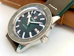 2024 Captain Cook Green Dial Automatic Complete Set R32105318