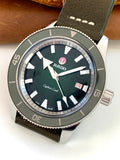 2024 Captain Cook Green Dial Automatic Complete Set R32105318