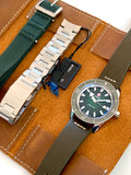 2024 Captain Cook Green Dial Automatic Complete Set R32105318